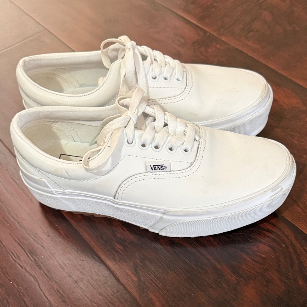 Vans Women's All-White Leather Athletic Shoes 8